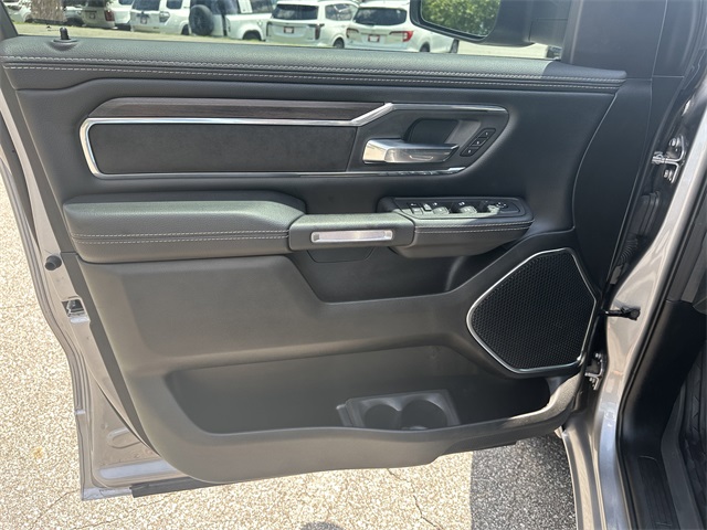 2025 Ram 1500 Laramie photo 10
