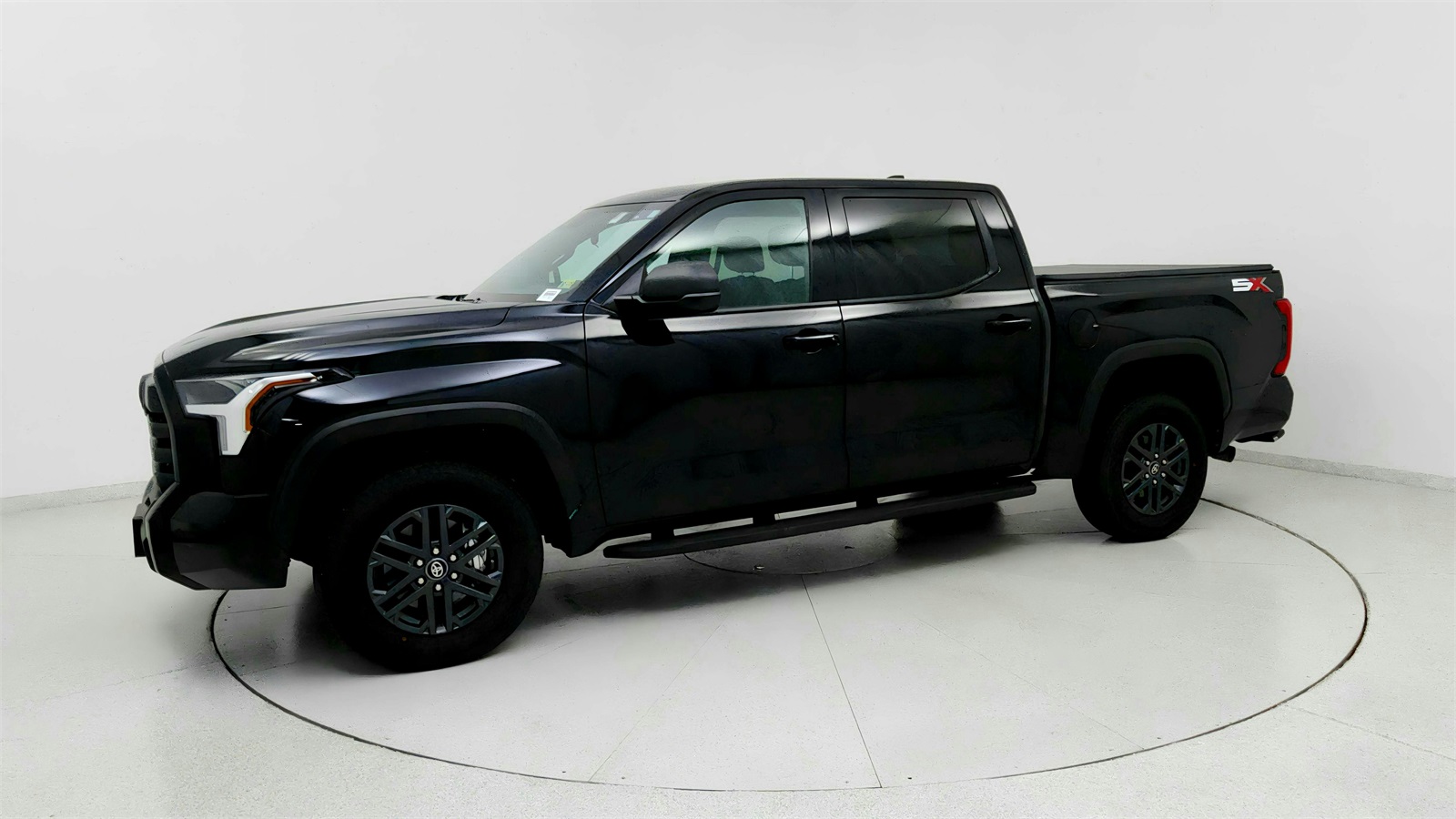 2025 Toyota Tundra SR5 photo 3
