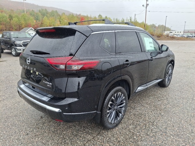 2026 Nissan Rogue Platinum photo 2