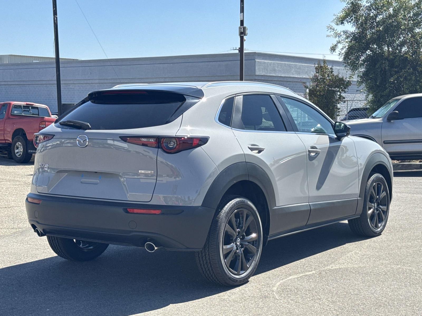 2025 Mazda CX-30 2.5 Select Sport photo 4