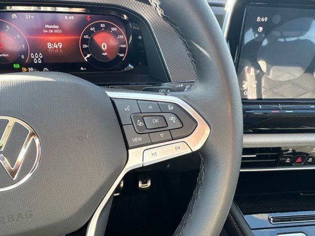 2025 Volkswagen Atlas Peak Edition SE photo 25