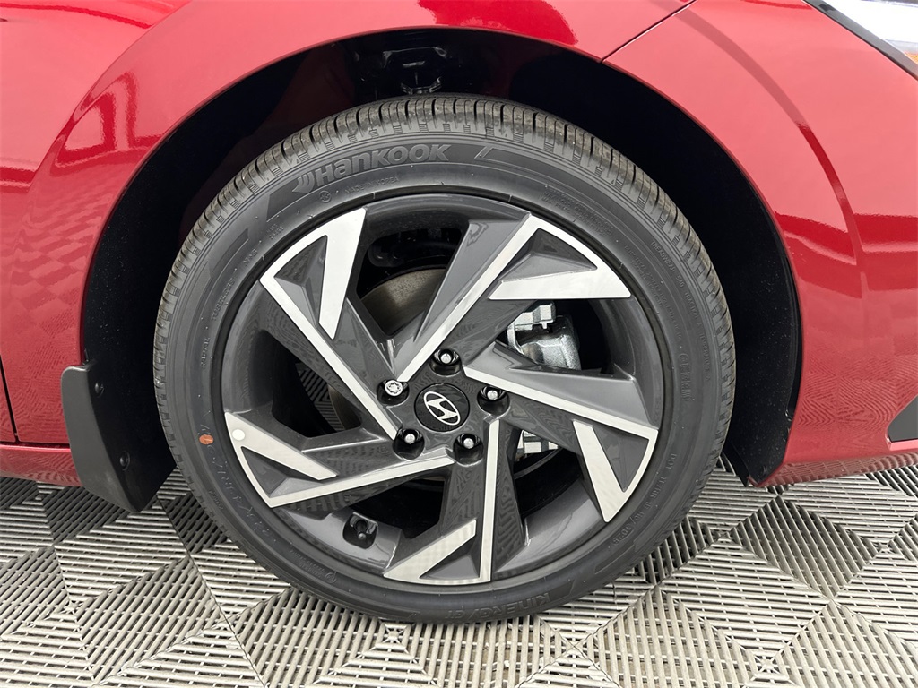 2025 Hyundai Elantra Hybrid SEL Sport photo 12