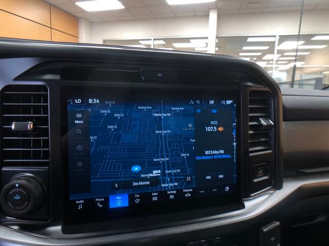 2025 Ford F-150 Lariat photo 16