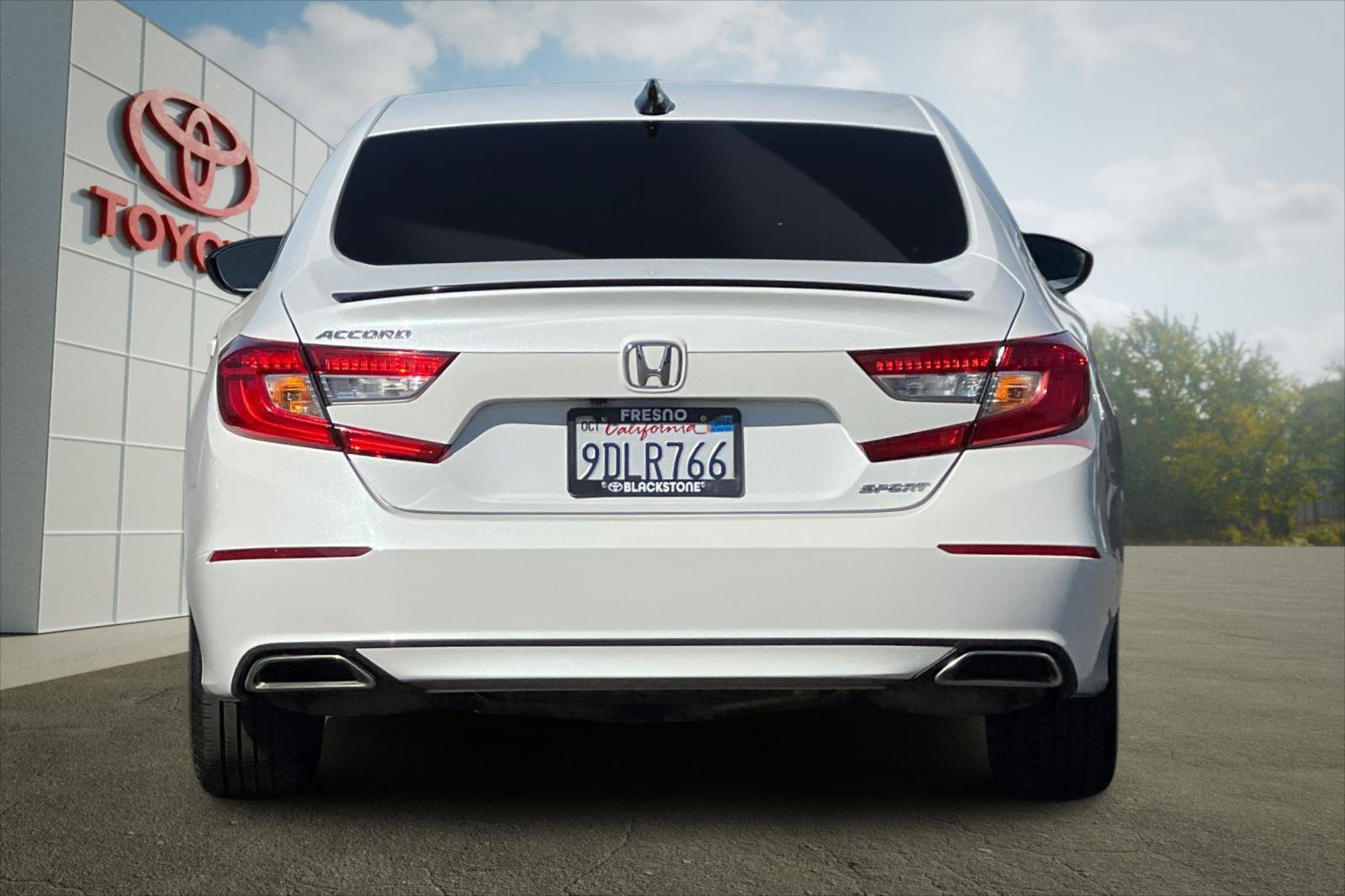 2022 Honda Accord Sport photo 2