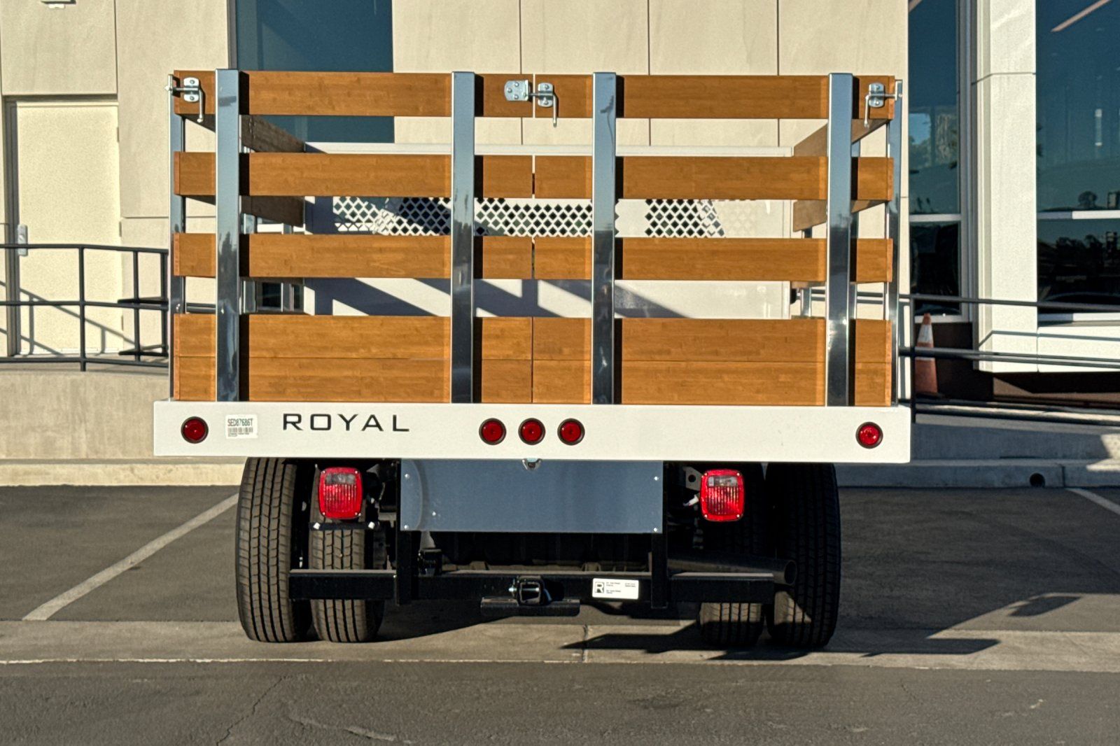 2025 Ford F-350 Super Duty Chassis Cab XL