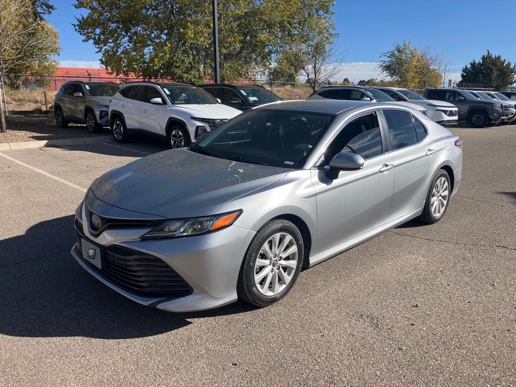 2019 Toyota Camry L photo 2