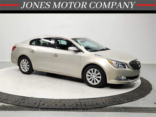2016 Buick LaCrosse Leather's photo