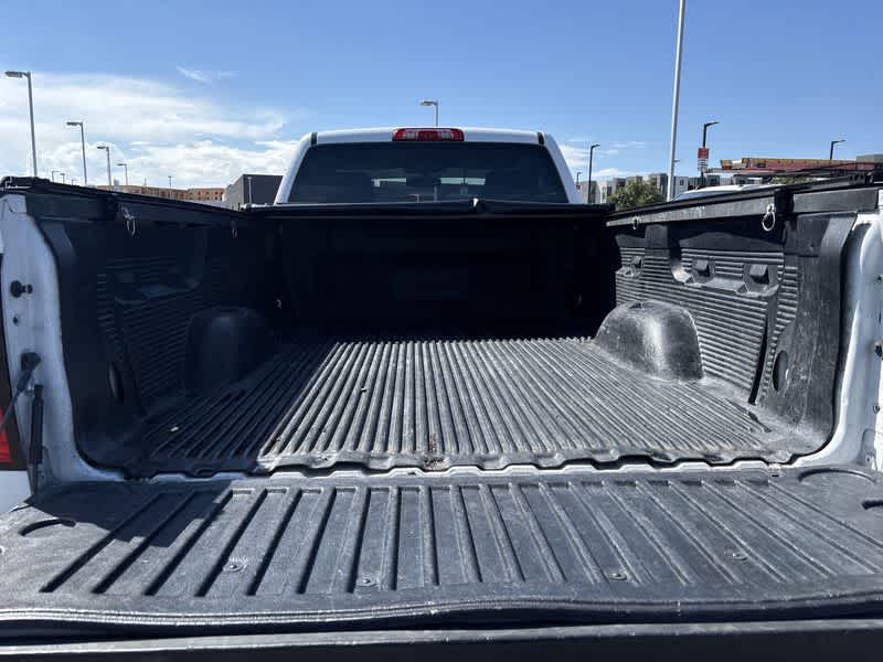 2017 Gmc Sierra Base photo 18