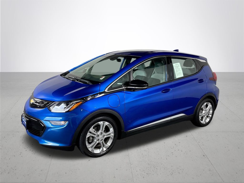 Used 2021 Chevrolet Bolt EV LT with VIN 1G1FY6S00M4106619 for sale in Gladstone, OR