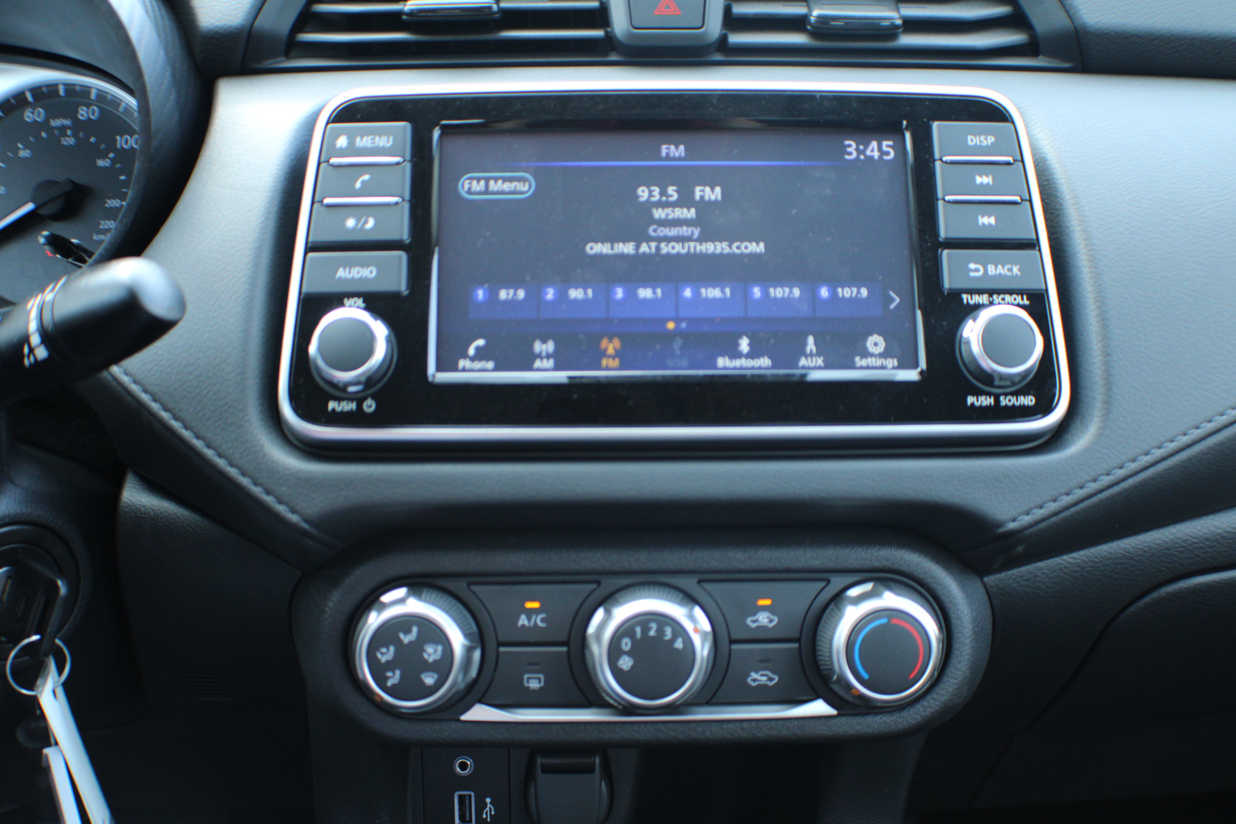 2025 Nissan Versa S photo 2