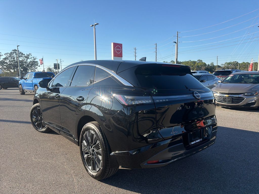 2026 Nissan Murano Platinum photo 2