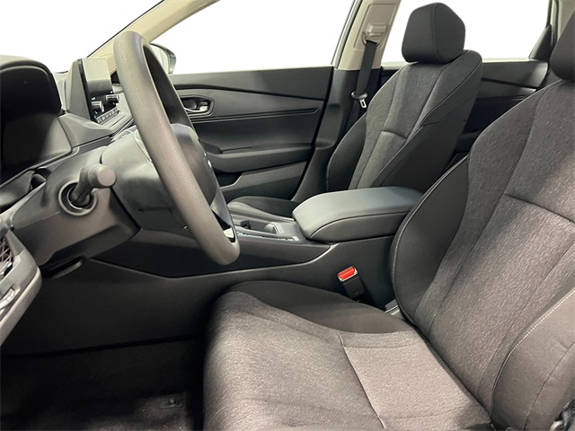 2025 Honda Accord LX photo 11