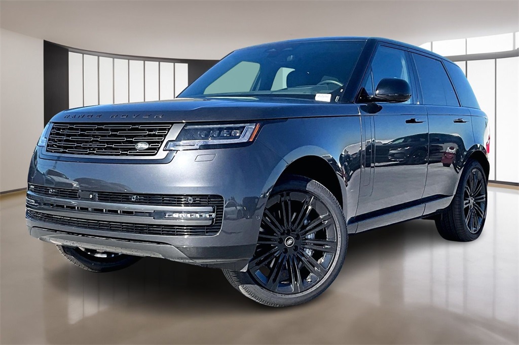 2025 Land Rover Range Rover SE's photo