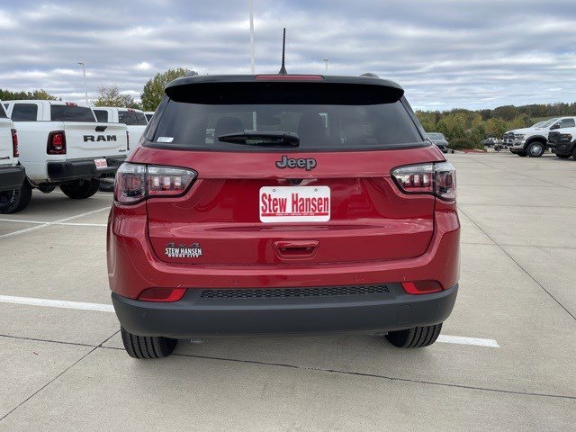 2026 Jeep Compass Limited Altitude photo 4