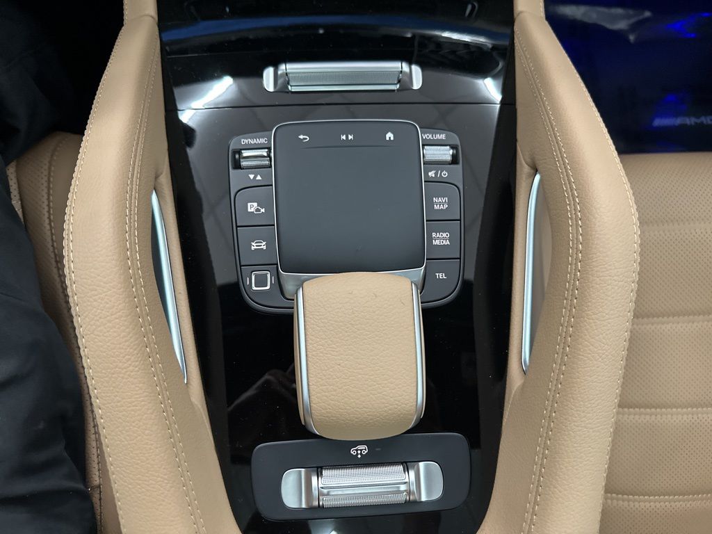 2026 Mercedes Benz GLS 580 4MATIC photo 14