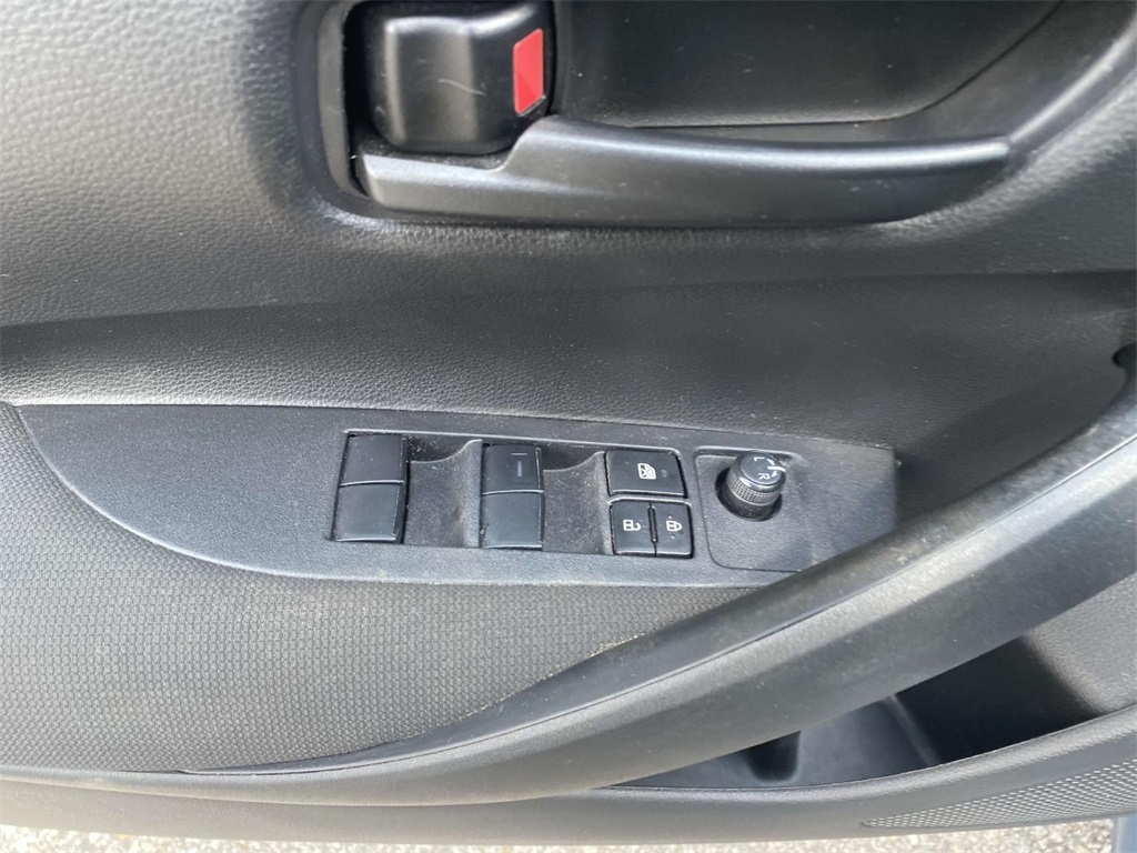 2023 Toyota Corolla LE photo 14