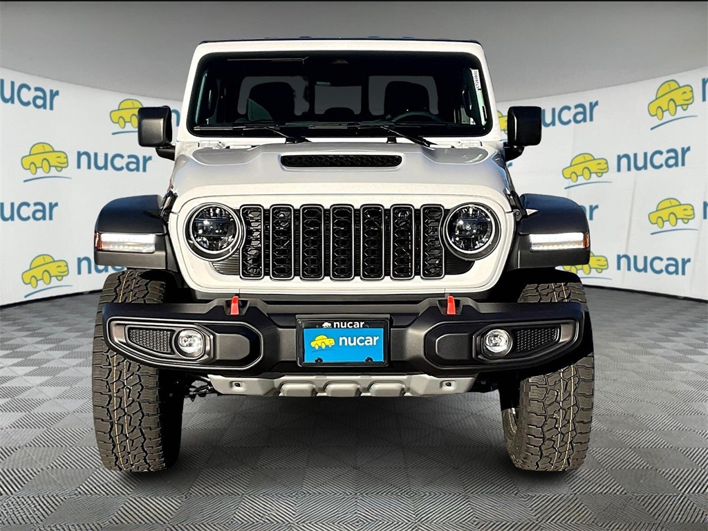 2026 Jeep Gladiator Mojave photo 2