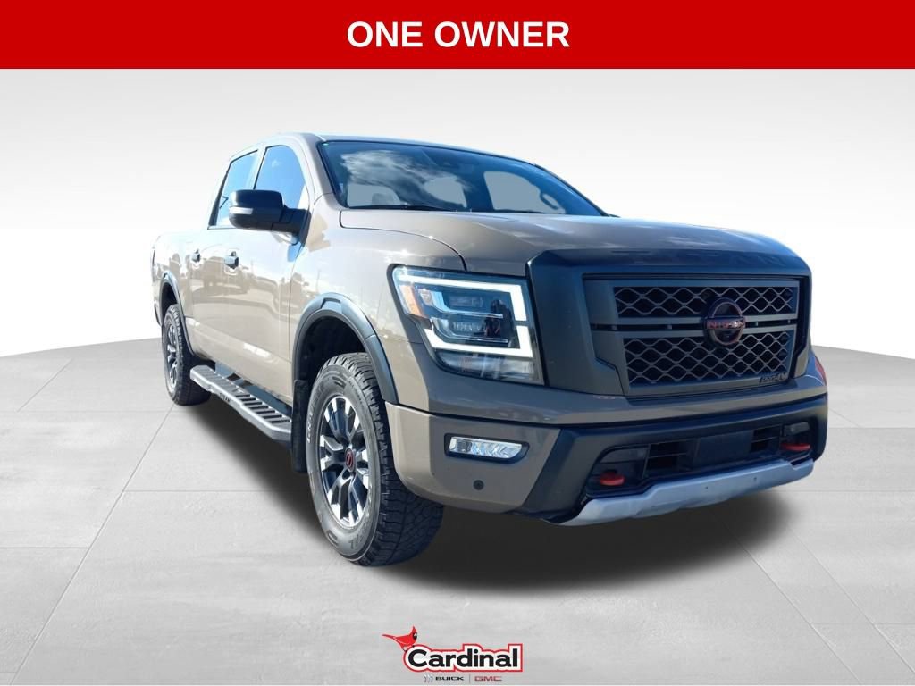 2023 Nissan Titan PRO-4X Crew Cab 4WD