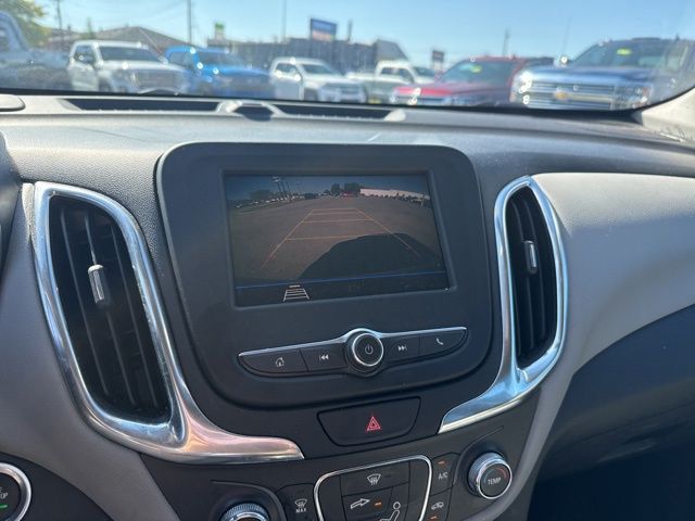 2021 Chevrolet Equinox LS photo 12