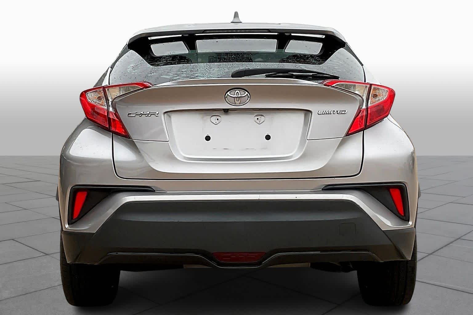 2019 Toyota C-HR Limited photo 4