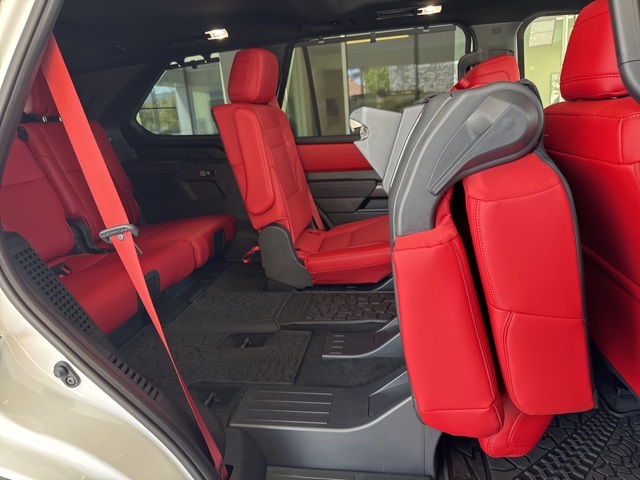 2025 Toyota Sequoia TRD Pro photo 23