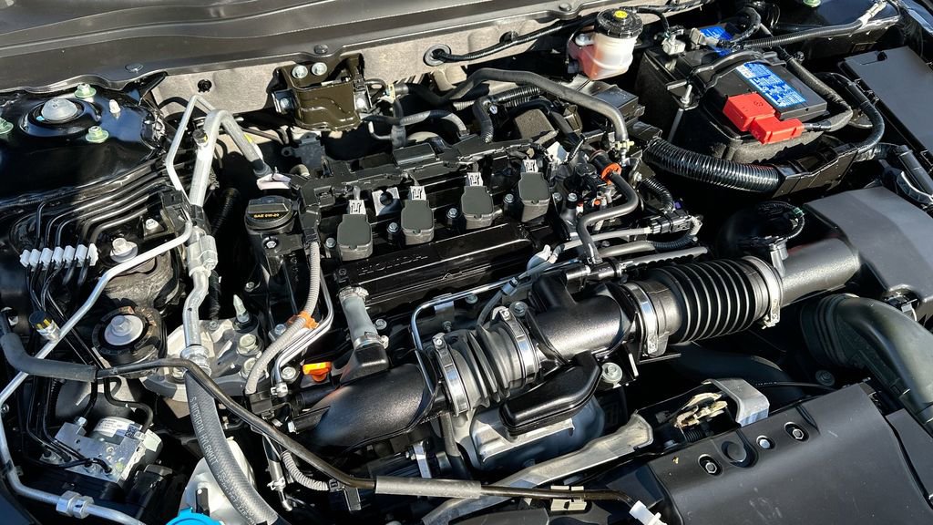 2022 Honda Accord Sport photo 26
