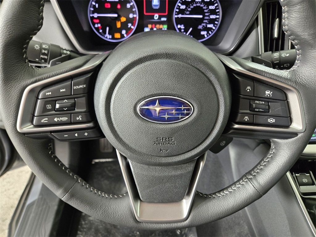 2025 Subaru Outback Limited XT photo 11