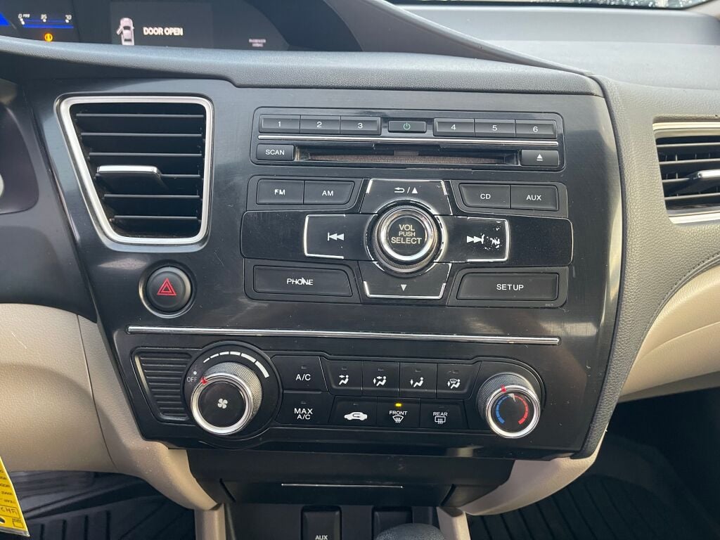 2013 Honda Civic LX photo 11