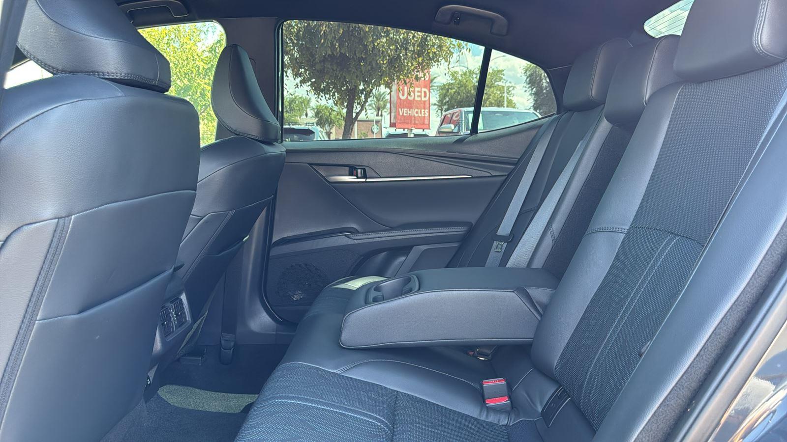 2025 Toyota Camry XSE photo 25