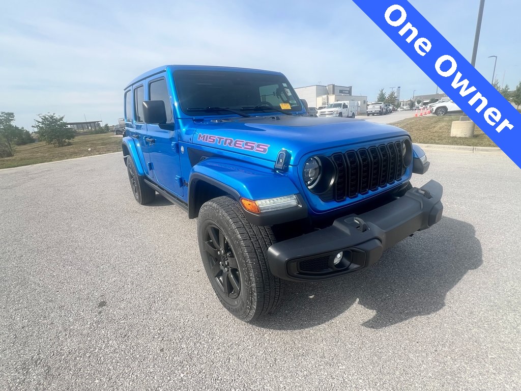 2024 Jeep Wrangler Sahara photo 3