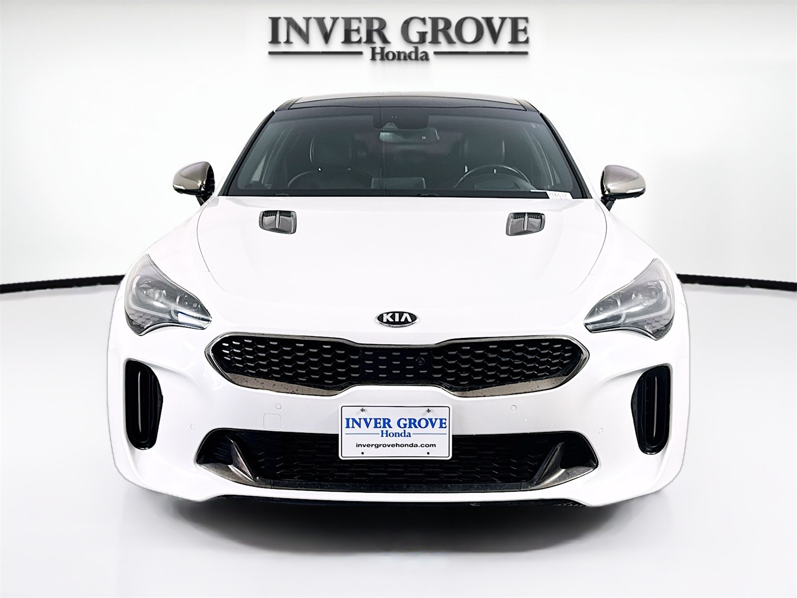 Used 2019 Kia Stinger GT2 with VIN KNAE55LC5K6061965 for sale in Inver Grove Heights, Minnesota