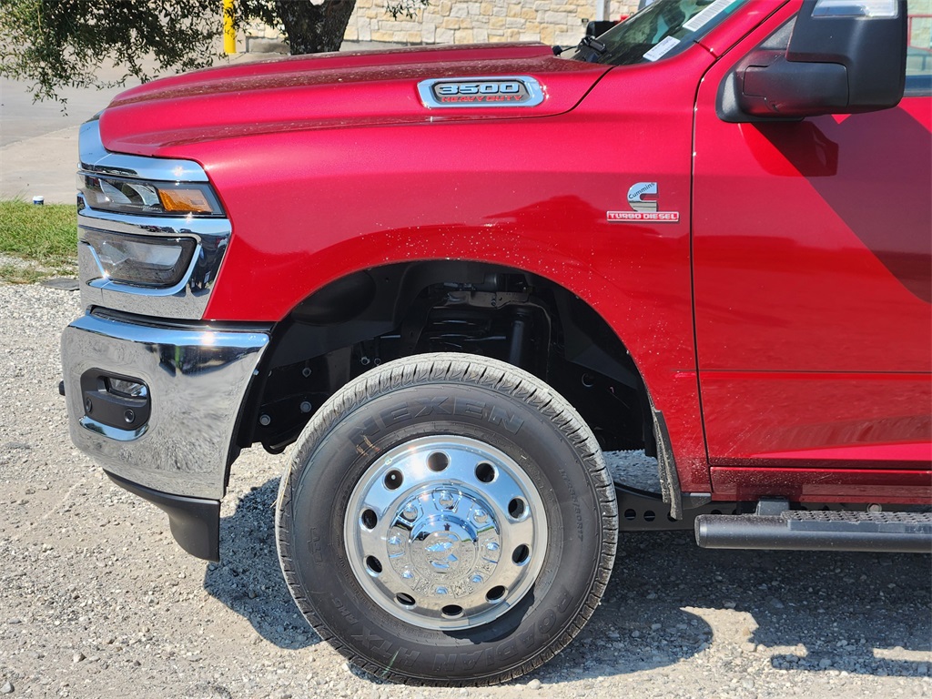 2026 Ram 3500 Tradesman photo 6