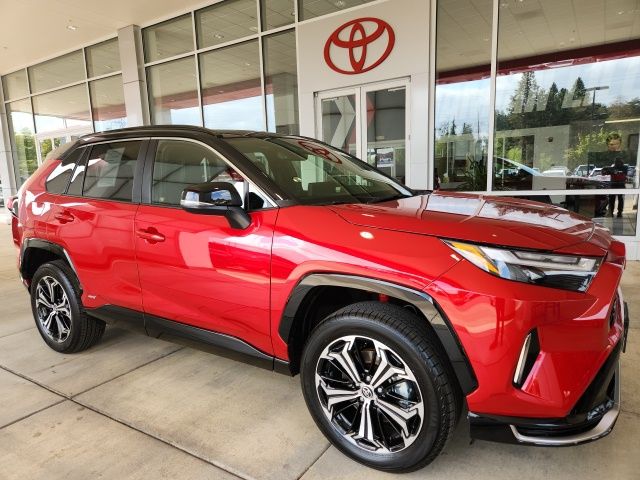 2025 Toyota RAV4 Hybrid XSE photo 3