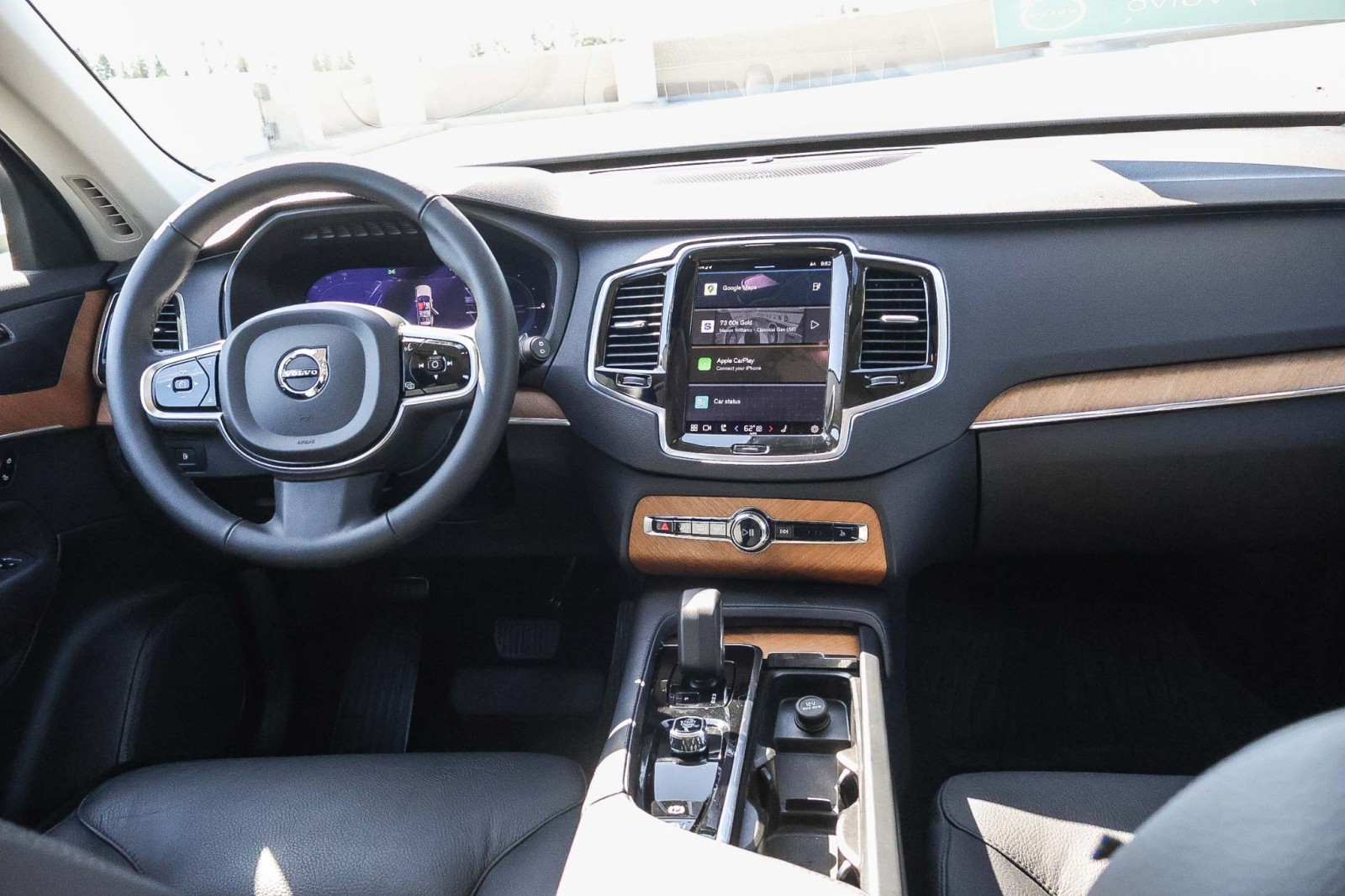 2024 Volvo XC90 Recharge Plus photo 14