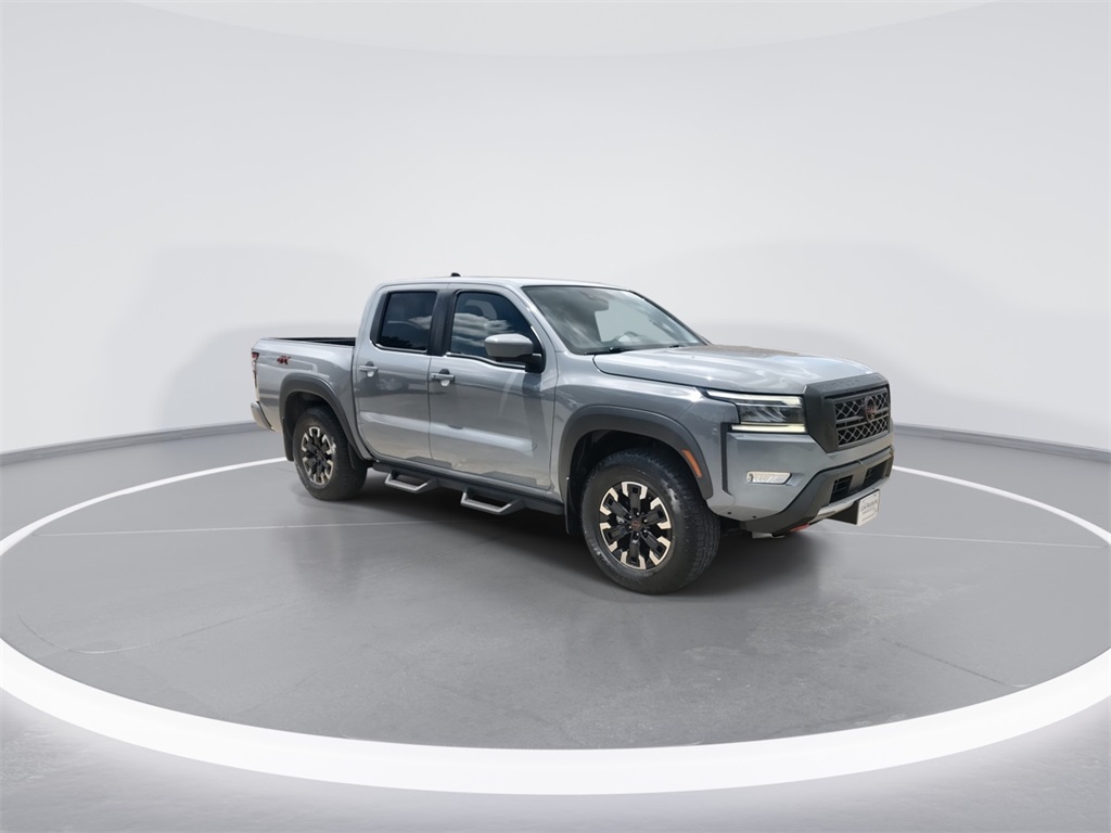2023 Nissan Frontier PRO-4X photo 2