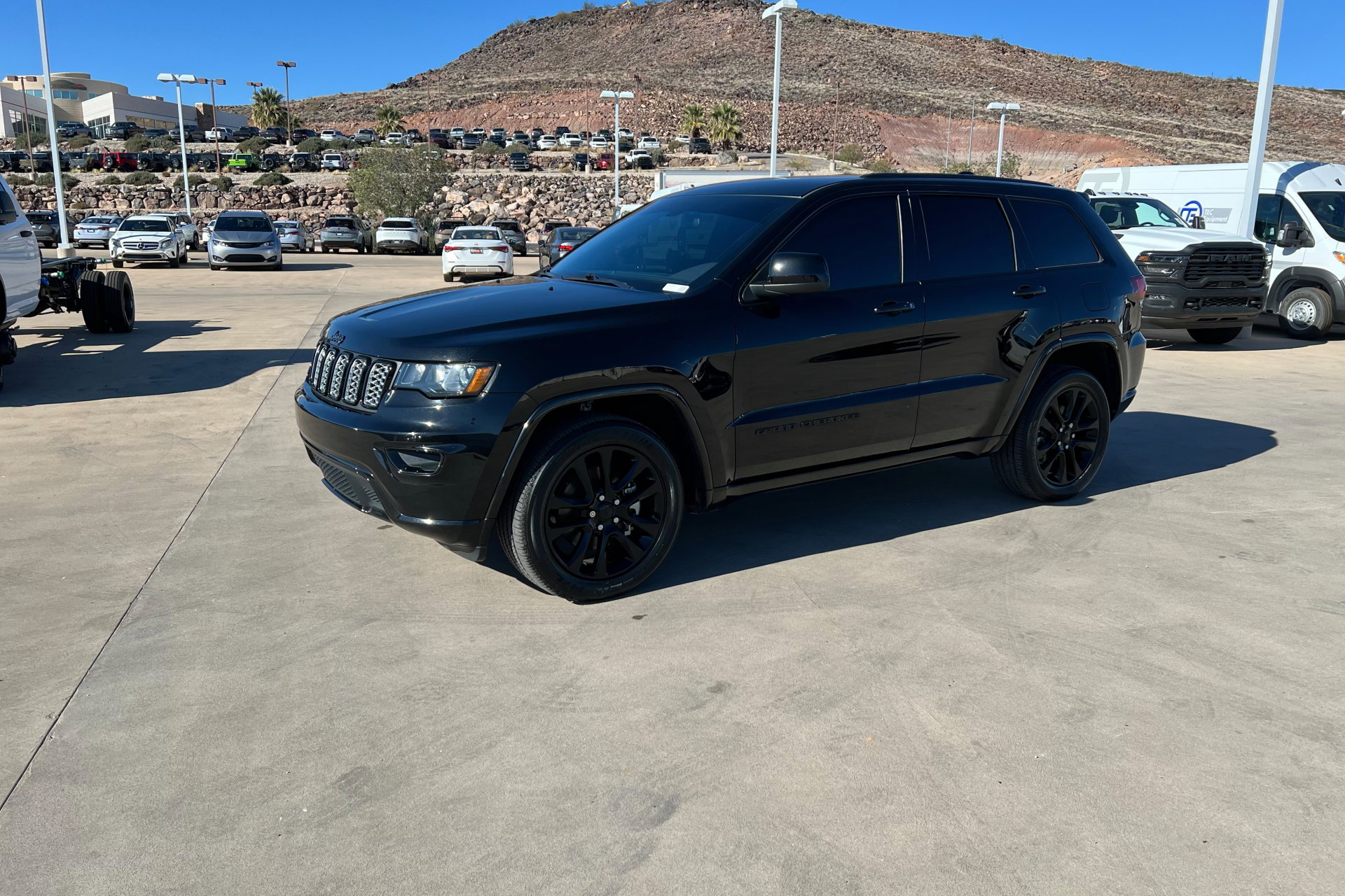2021 Jeep Grand Cherokee Laredo X's photo