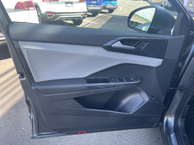 2022 Volkswagen Taos SEL photo 15