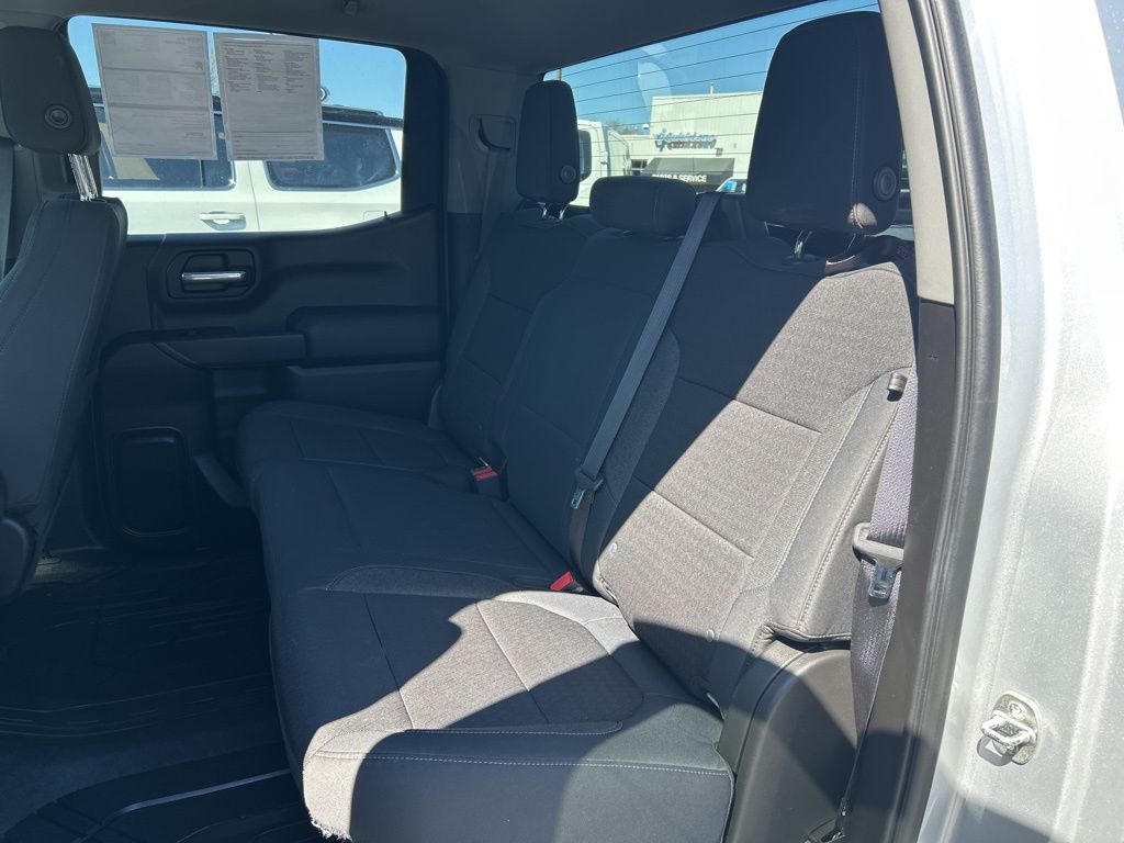 2019 Chevrolet Silverado 1500 LT photo 24