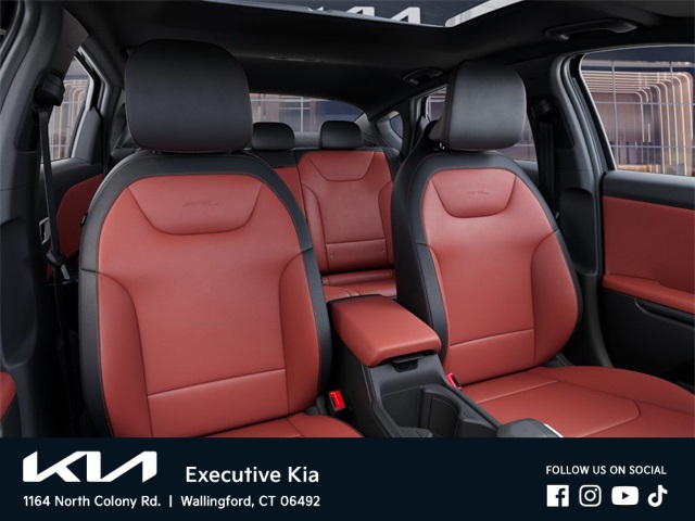 2025 Kia K4 GT-Line photo 11