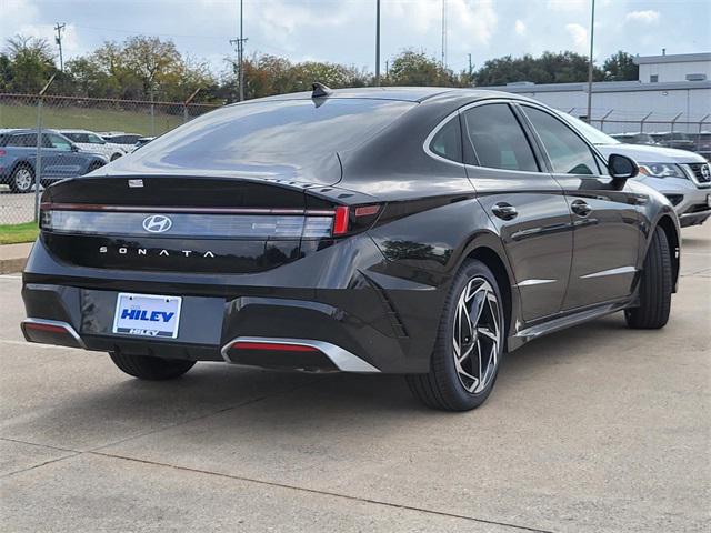 2026 Hyundai Sonata SEL Sport photo 4