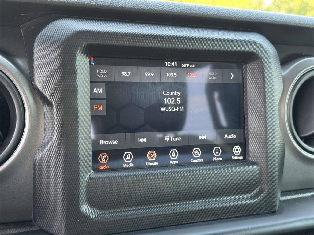 2023 Jeep Gladiator Sport S photo 3