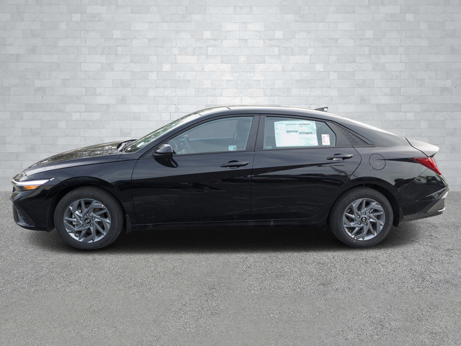 2025 Hyundai Elantra Blue SEL Sport photo 7
