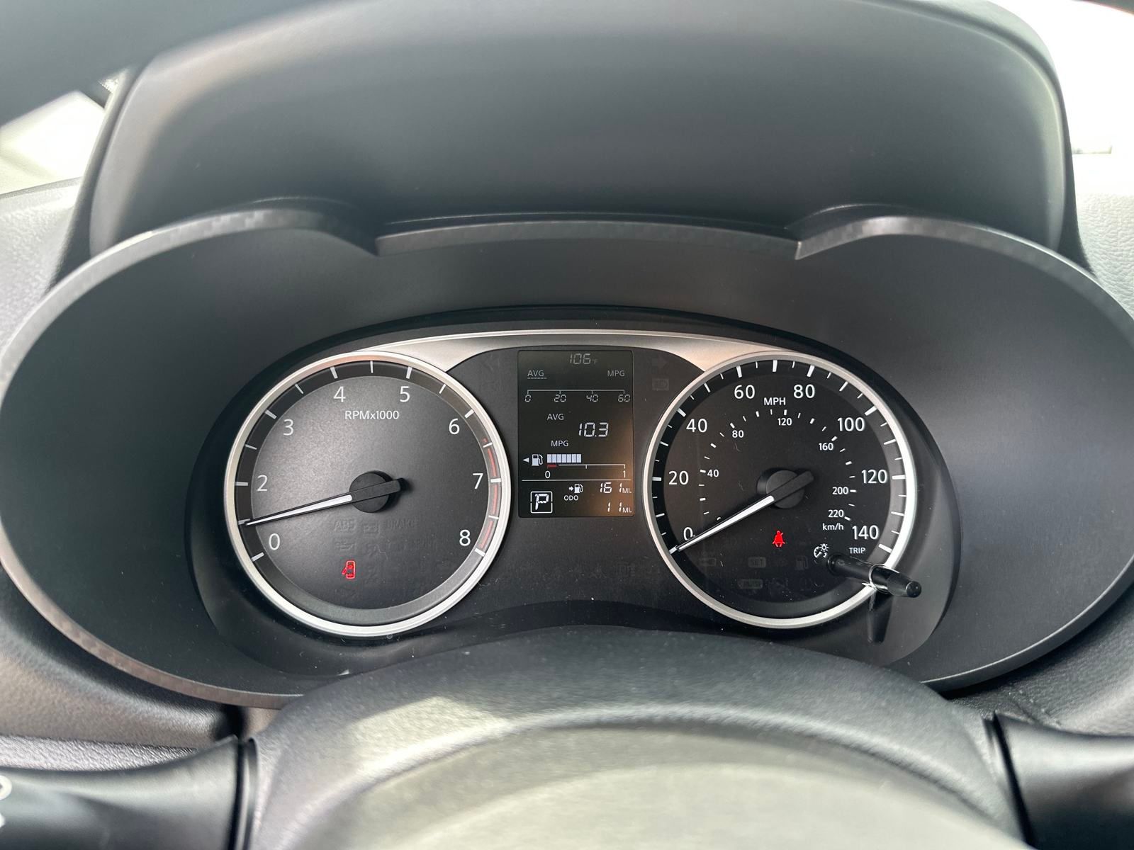 2025 Nissan Versa 1.6 S photo 14