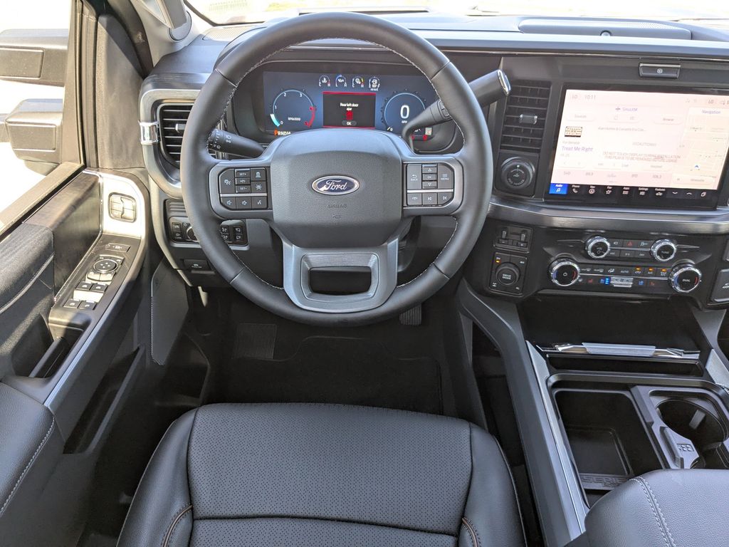 2025 Ford F-250 Lariat photo 16