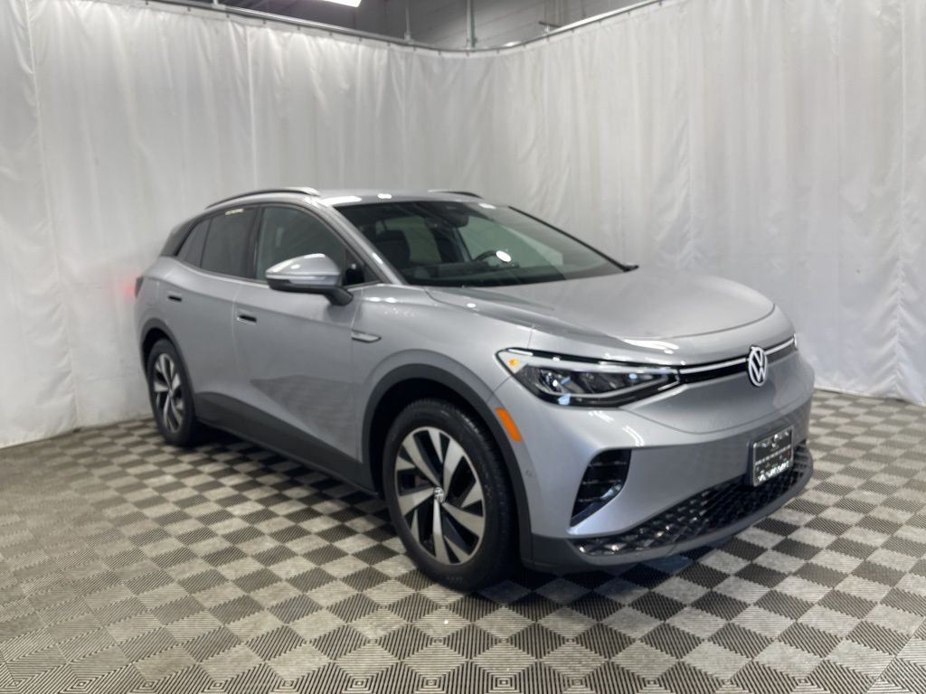 2023 Volkswagen ID.4 Pro photo 2