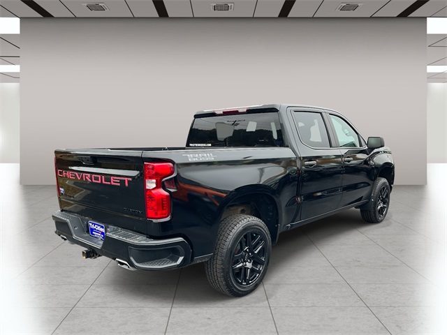 2022 Chevrolet Silverado 1500 Custom Trail Boss photo 2