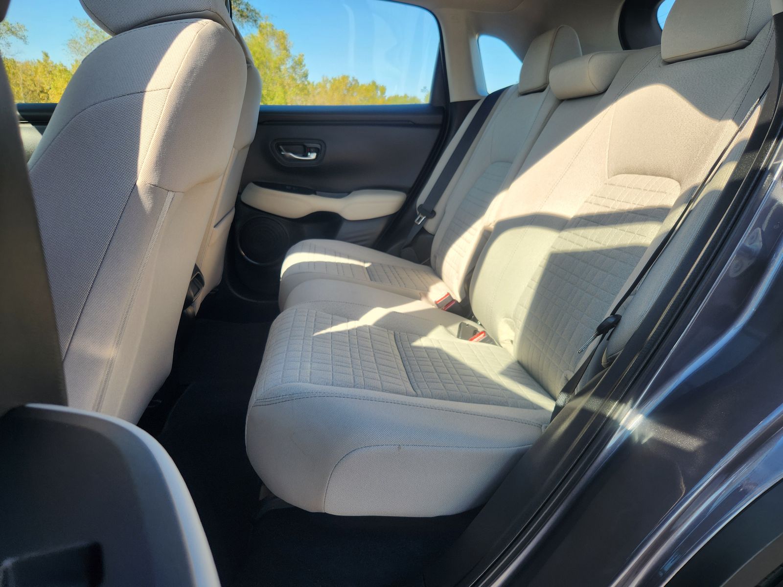 2023 Honda HR-V LX photo 29