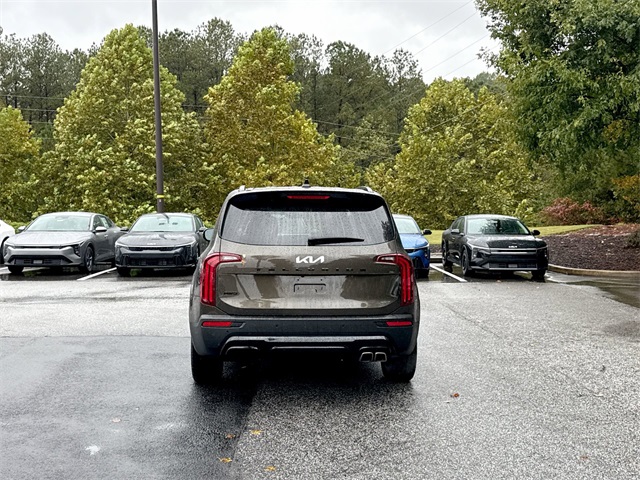 2022 Kia Telluride SX photo 2