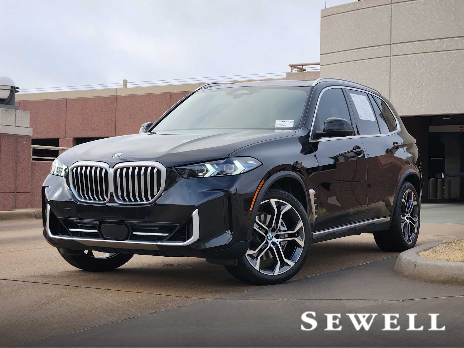 2024 BMW X5 40i's photo