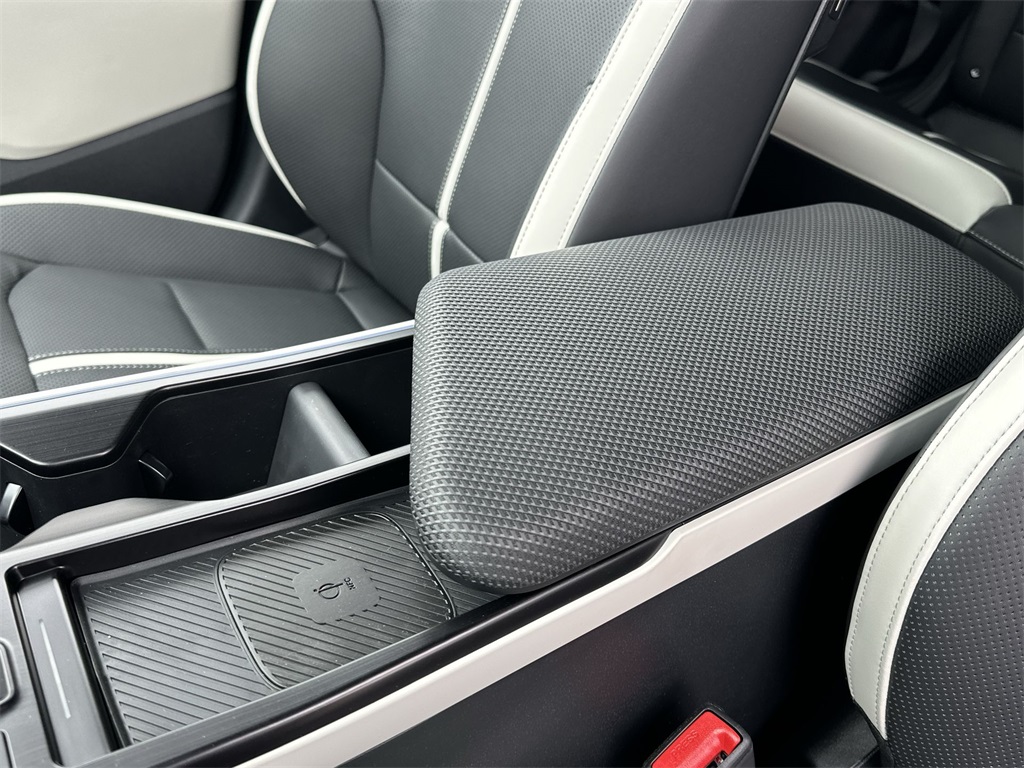 2025 Kia EV6 GT-Line photo 24